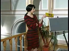 Kız arkadaşını başka bir bakire ifşaları erkekle bul