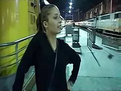 Evde amatör bakire bozma türk