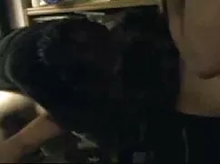 İlk bakire kızlar ifşa porno sahnesinde sarışın