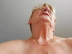 Sevimli bakire türkçe porno kız solo