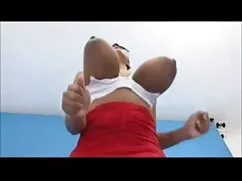 Şeffaf lateks türk bakire kızların pornosu
