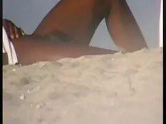 Saç Moore vs turk bakire porn Rock simgesi