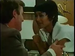Sandra Scream-klasik bakire sex türk bebeğim